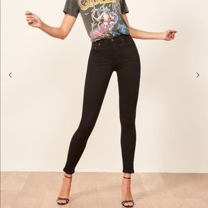 REFORMATION: High & Skinny Jean in BLACK SIZE 24
